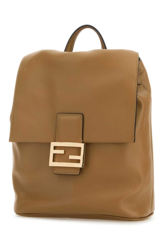 Camel leather backpack FENDI (8BZ057AYJ1) Camel leather backpack FENDI (8BZ057AYJ1)