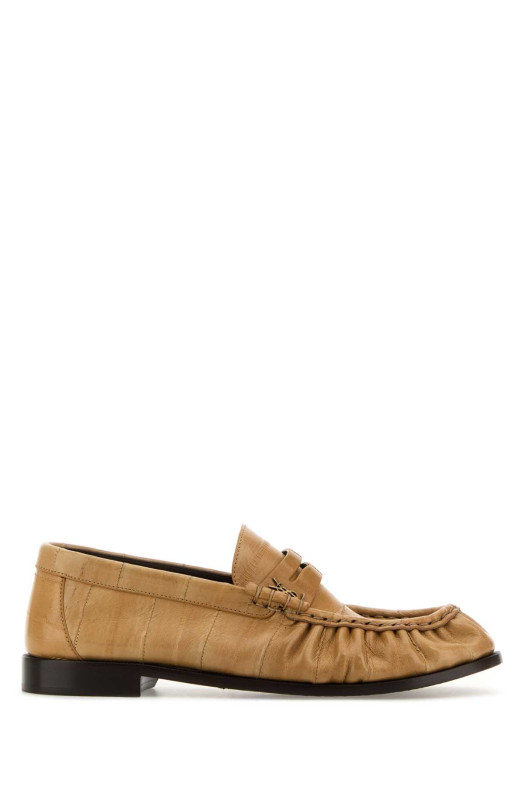 Beige leather loafers SAINT LAURENT (8479430WXAF)