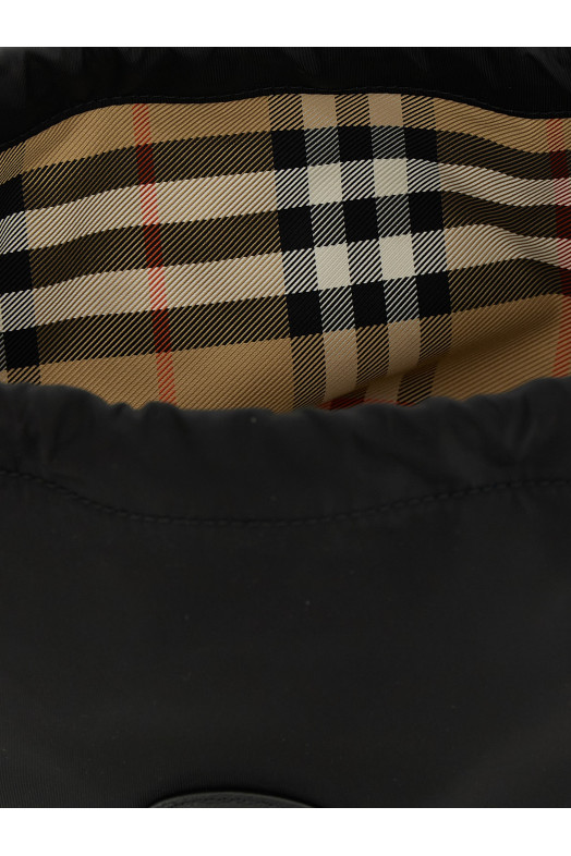 'Knight Stamp' pouch Black