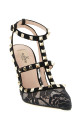 Valentino Garavani 'Rockstud' pumps Black