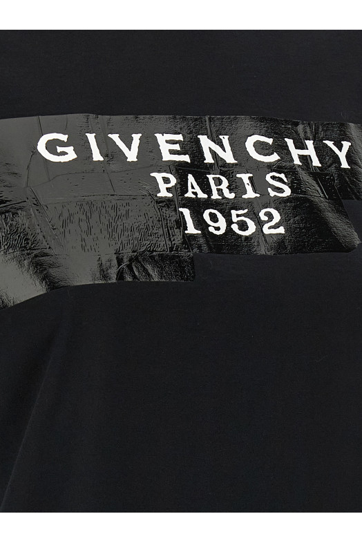 Футболка «GIVENCHY Tape» Черная BW70FJP78U001