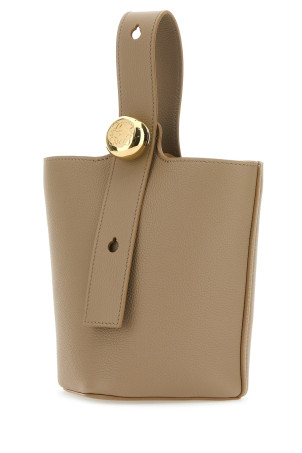 PEBBLE BUCKET MINI Brown LOEWE (AANBBBMX02)