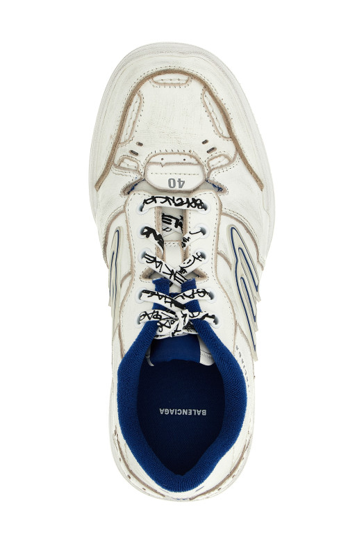'Hamptons Worn-Out' sneakers White