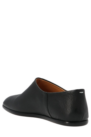 ‘Tabi’ mules Black