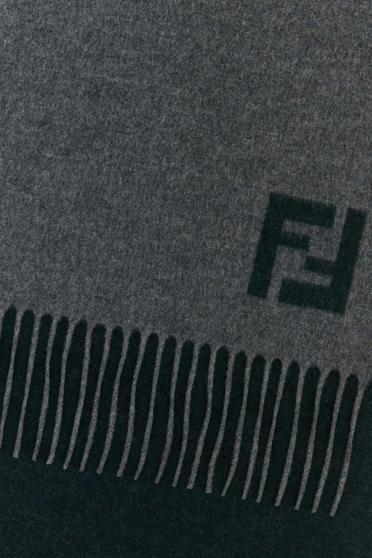 Шарф из смеси графитовой шерсти FENDI (FXS734AYBF)