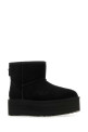 Black suede Classic Mini Platform ankle boots Black UGG (1134991)