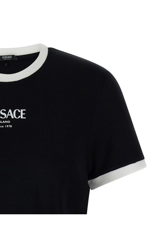 Logo print T-shirt Black