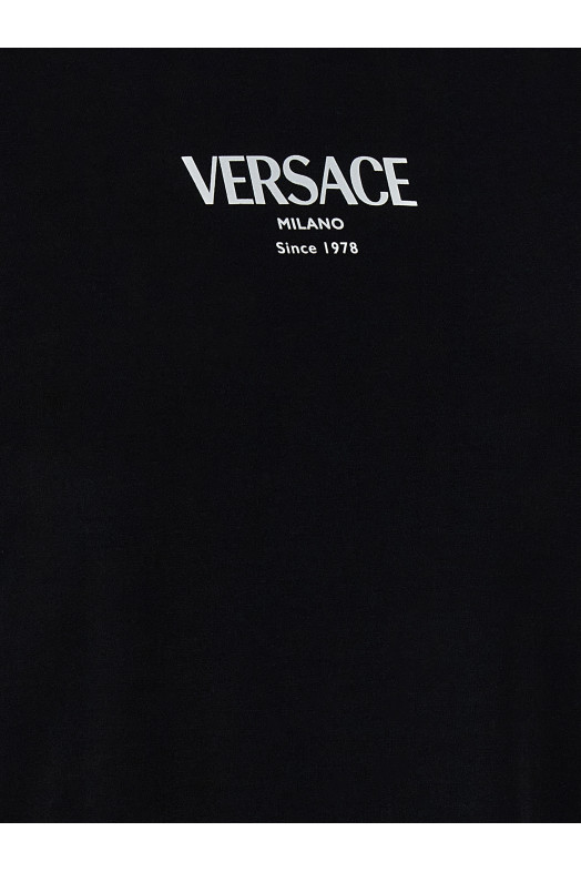 Logo print T-shirt Black