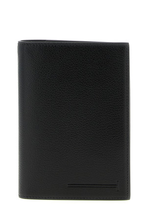 'T Line' passport holder Black