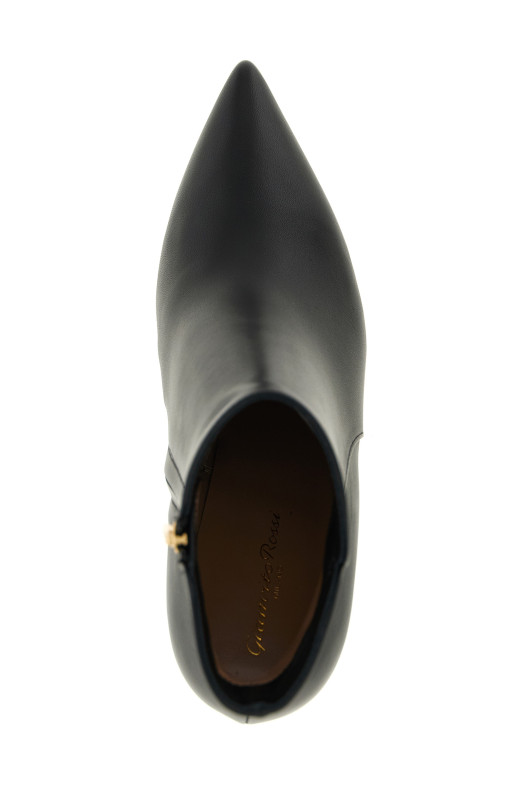 'Levy’ ankle boots Black