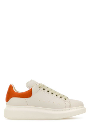 White leather sneakers with orange leather heel ALEXANDER MCQUEEN (553770WIACV)
