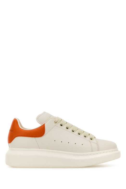 White leather sneakers with orange leather heel ALEXANDER MCQUEEN (553770WIACV)