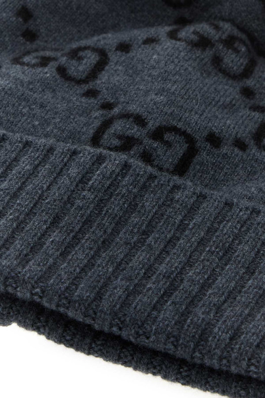 Embroidered cashmere beanie hat GUCCI (8113924GABX)