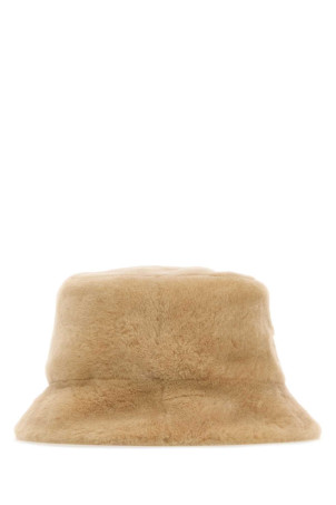 Beige shearling bucket hat FENDI (FXQ855AYL5)