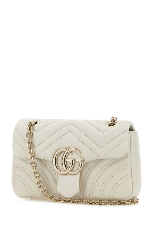 Небольшая сумка через плечо GG Marmont из кожи наппа цвета слоновой кости GUCCI (837280AAE38)