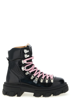 'Cleated Mountain' amphibian Black