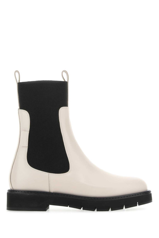 Ivory leather Rook ankle boots SALVATORE FERRAGAMO (01D515753854)