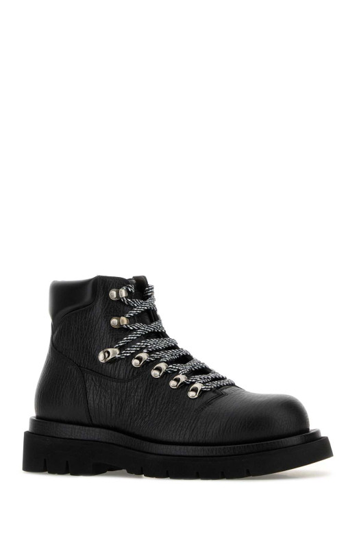 Black leather Shark ankle boots Black BOTTEGA VENETA (855196V5U32)