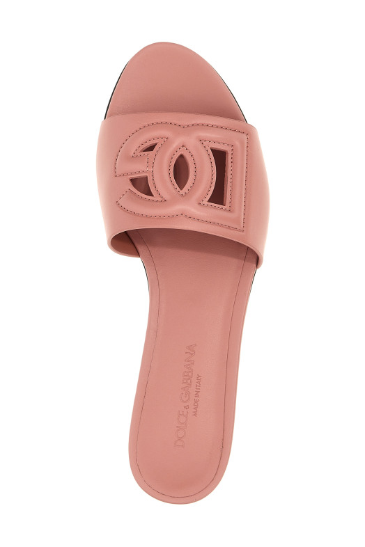 'DG' slides Pink