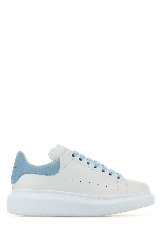 White leather sneakers with pastel light blue suede heel ALEXANDER MCQUEEN (553770WIAIH)