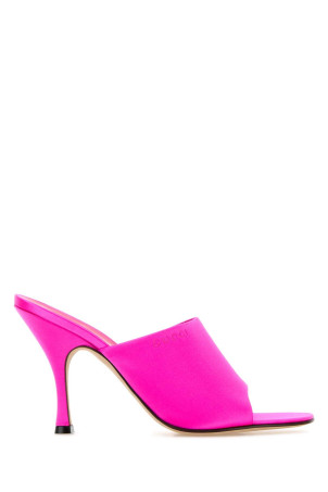 Fuchsia satin mules GUCCI (856997F1400)