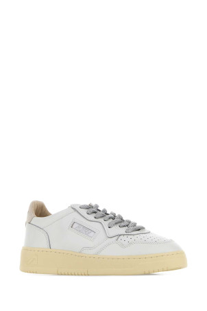 White leather Medalist sneakers AUTRY (AULW)
