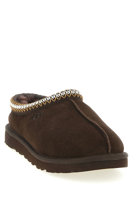 'Tasman II' sabots Brown