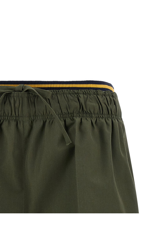 Double layer elastic shorts Green