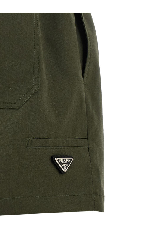 Double layer elastic shorts Green