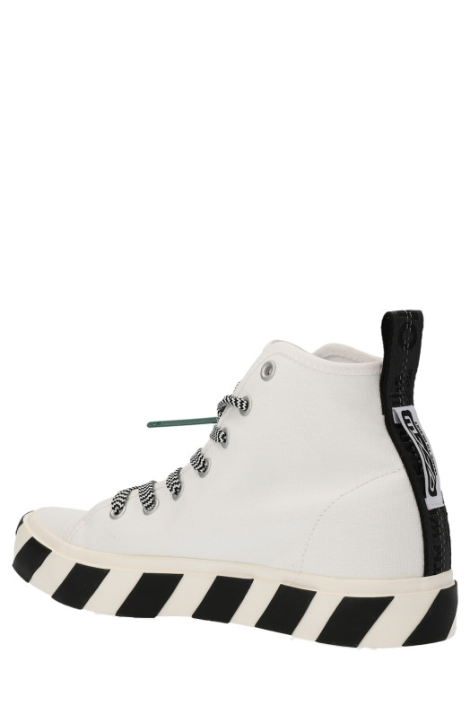 'Mid Top Vulcanized’ sneakers White