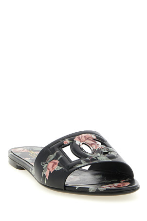 'Bianca' slides Black