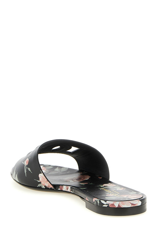 'Bianca' slides Black