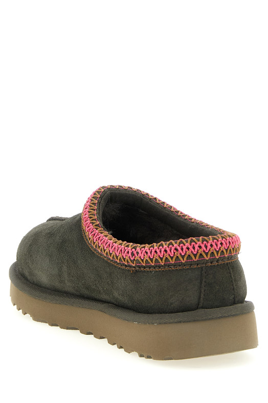 'Tasman II' sabots Brown