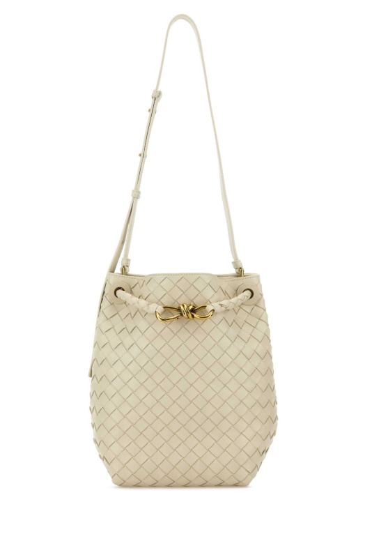 Ivory leather small Andiamo bucket bag BOTTEGA VENETA (855759VCPP1)