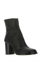 Black leather Tabi ankle boots MAISON MARGIELA (S58WU0260P3753)