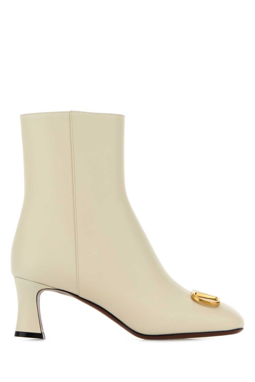 Ivory leather VLogo Signature ankle boots White VALENTINO GARAVANI (7W2S0ML2DSH)