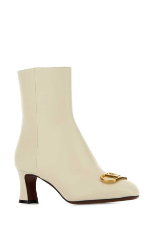Ivory leather VLogo Signature ankle boots White VALENTINO GARAVANI (7W2S0ML2DSH)