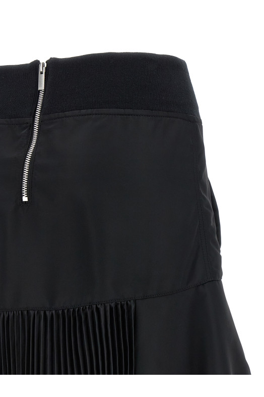 Pleated insert skirt Black