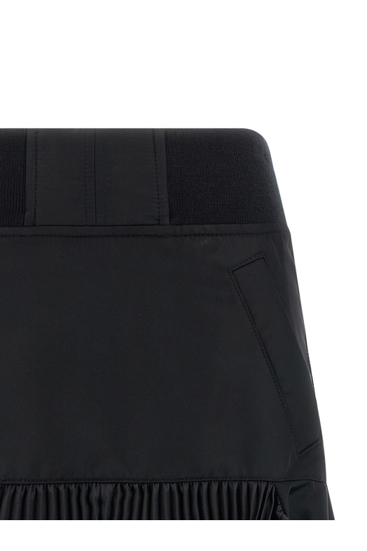 Pleated insert skirt Black