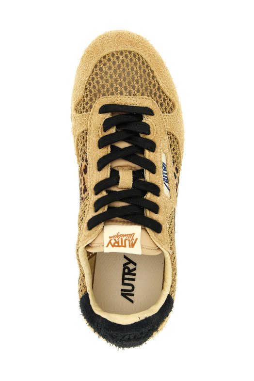 'Windspin' sneakers Beige