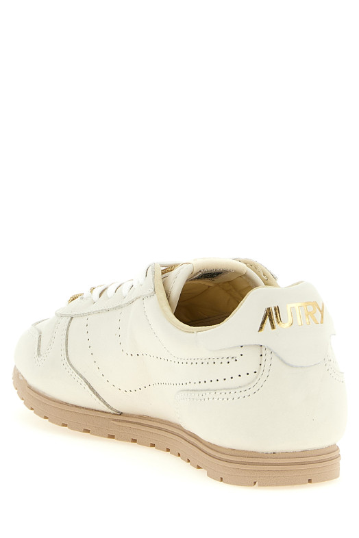 'Windspin' sneakers Beige