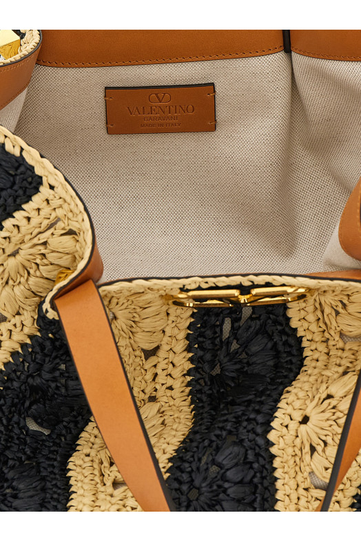 Valentino Garavani 'VLogo Signature' handbag Beige