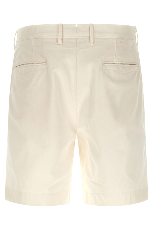 'Modello 11S215' bermuda shorts White