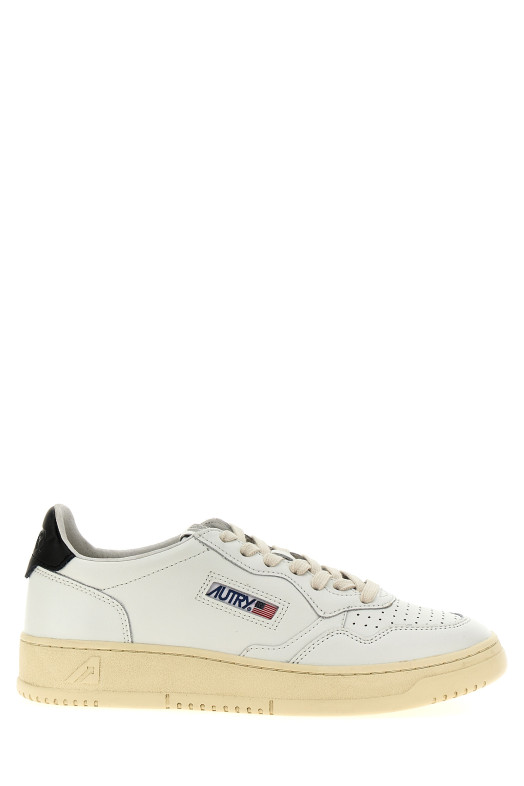 'Medalist' sneaker Black-grey