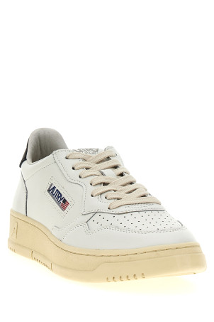 'Medalist' sneaker Black-grey