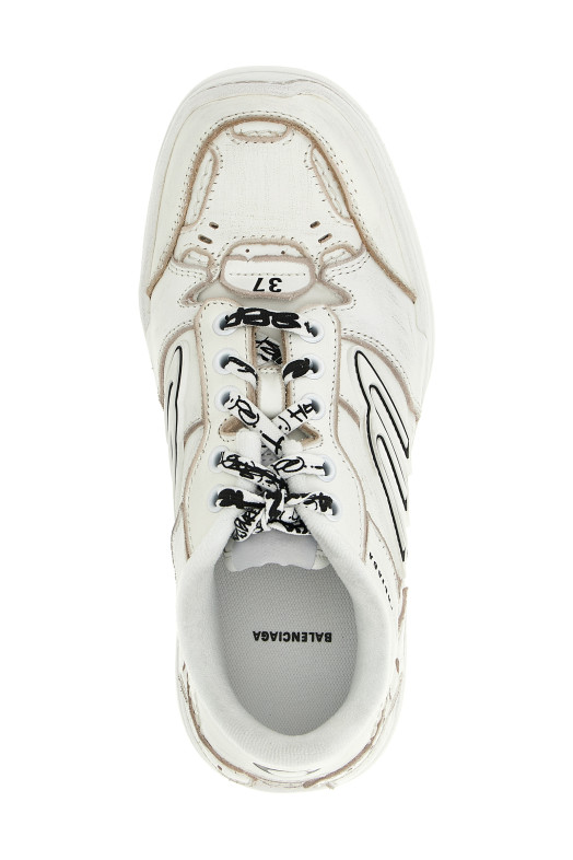 'Hamptons Worn-Out Medio' sneakers White