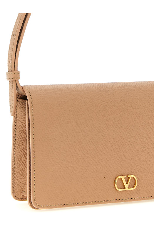 Valentino Garavani VLogo Signature shoulder bag Pink