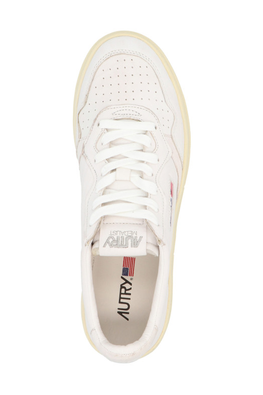 'Medalist Low' Sneaker White