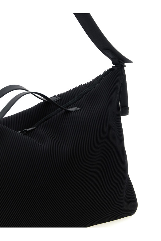 'Pleats' duffel bag Black