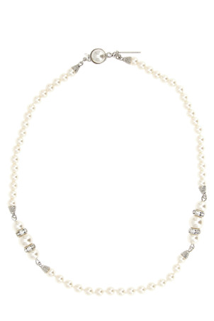Pearl necklace White